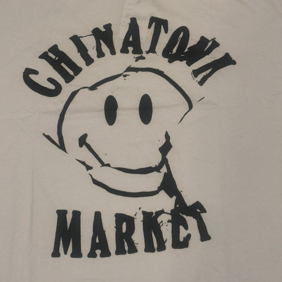 Chinatown MARKET Crumpled‎ Smiley Face T Shirt XL White Rare - Picture 2 of 7